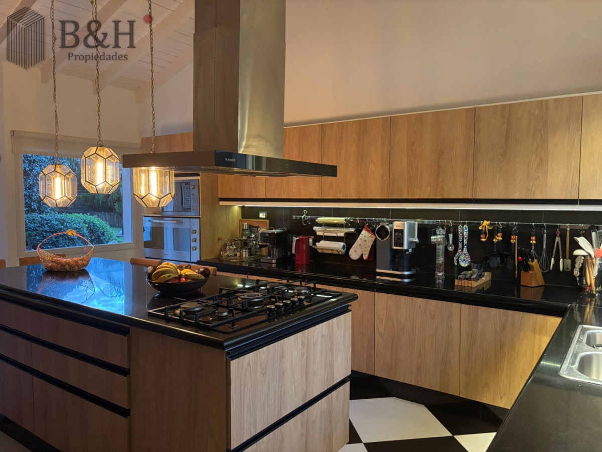 Casa ID.10 - VENTA EXCELENTE CASA EN LA ARBOLADA BARRIO PRIVADO PUNTA DEL ESTE