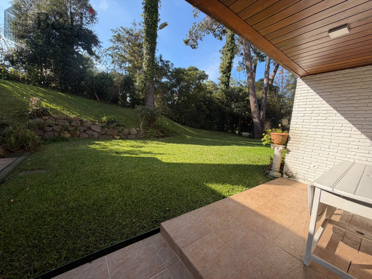 Casa ID.7833 - Casa Venta 5 Dormitorios Punta del Este 