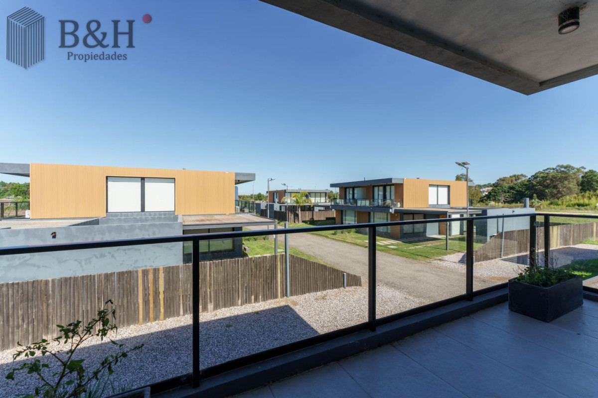 Casa ID.7428 - Hermosa casa en venta barrio privado en las grutas 3 dormitorios 