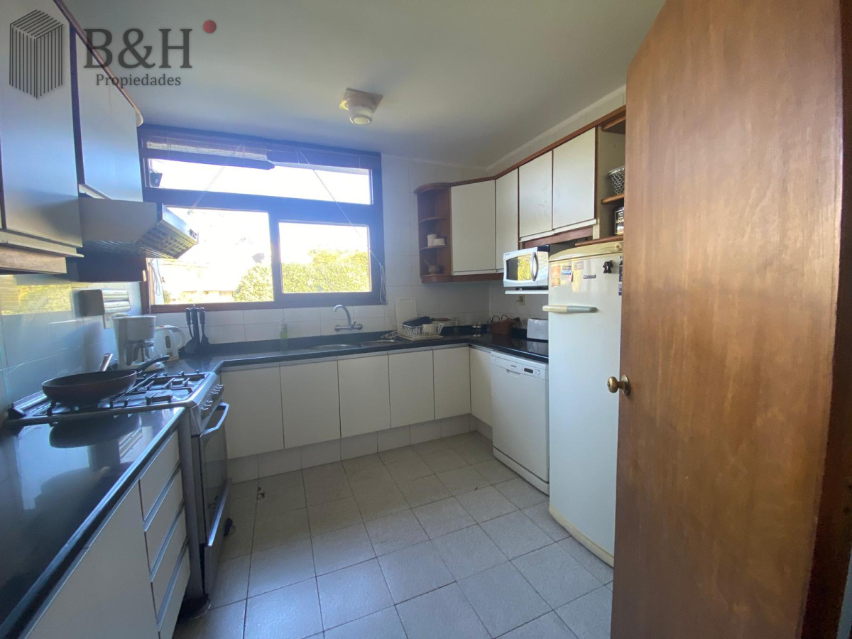 Casa ID.5024 - Casa de 3 dormitorios en Alquiler Anual - Punta del Este 