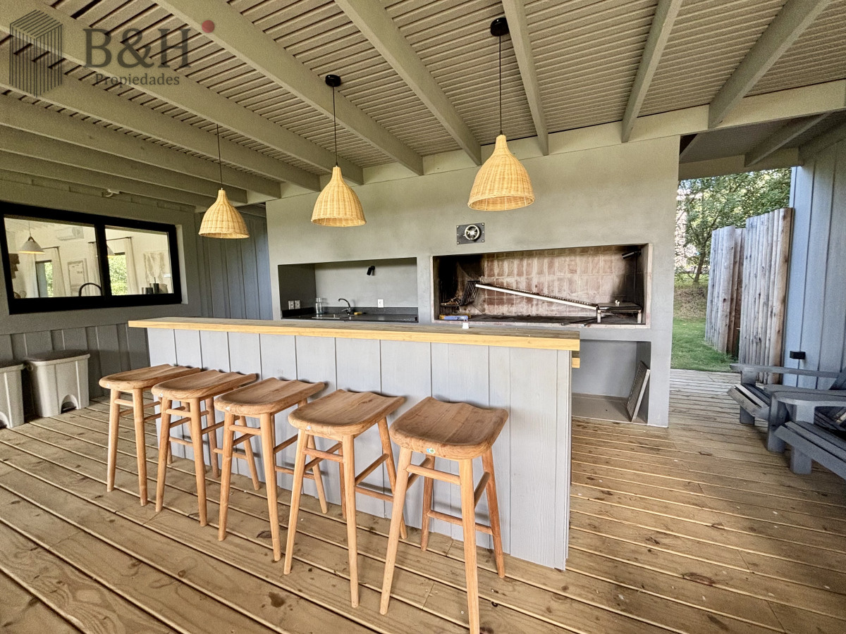Casa ID.5813 - Casa de 5 dormitorios en alquiler temporal, José Ignacio