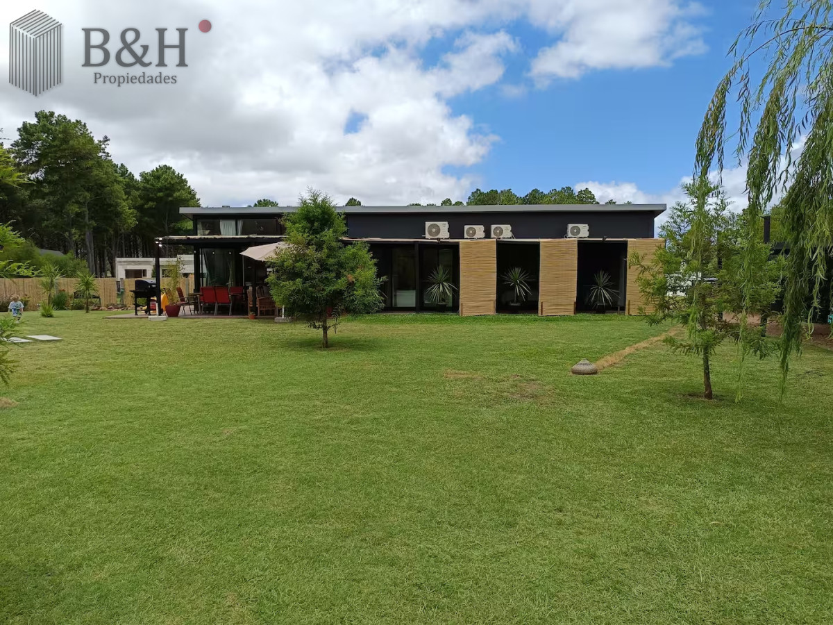 Casa ID.3402 - Alquiler temporada chacras del pinar