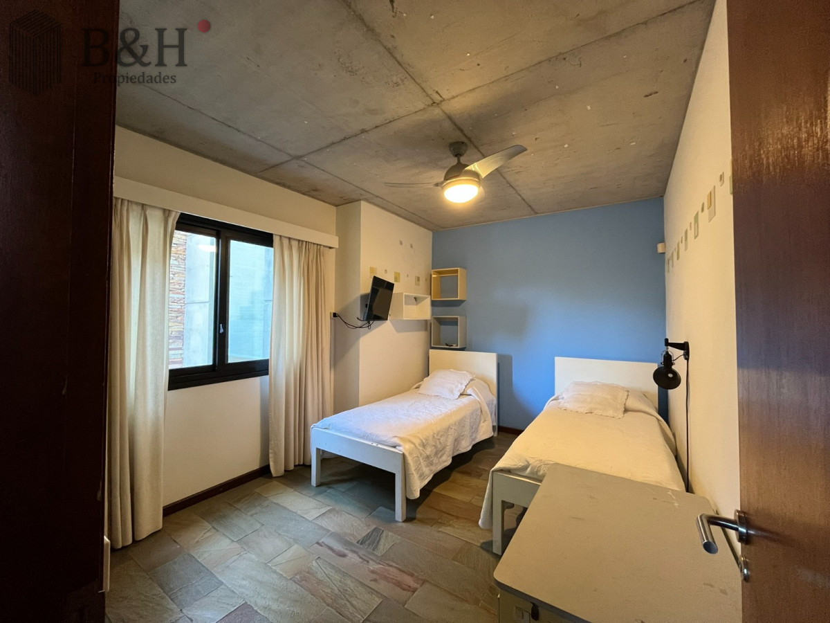 Casa ID.3933 - Casa de 4 dormitorio - Maldonado 