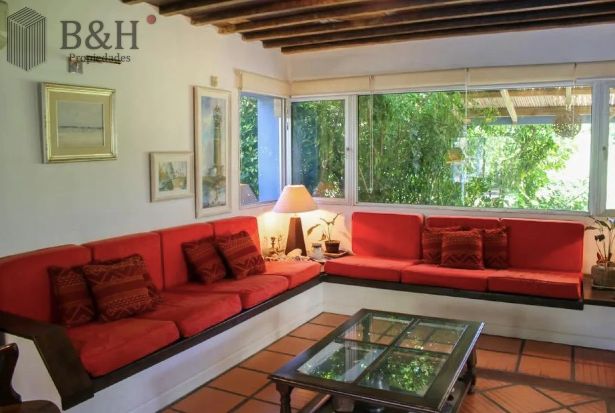 Casa ID.87 - Hermosa casa en Montoya LA BARRA EN ALQUILER ANUAL al lado del mar