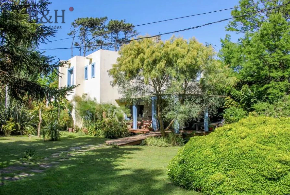 Casa ID.87 - Hermosa casa en Montoya LA BARRA EN ALQUILER ANUAL al lado del mar