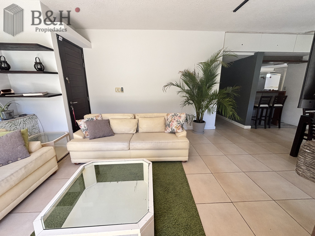 Casa ID.4644 - Casa de 3 dormitorios  - Punta del Este 