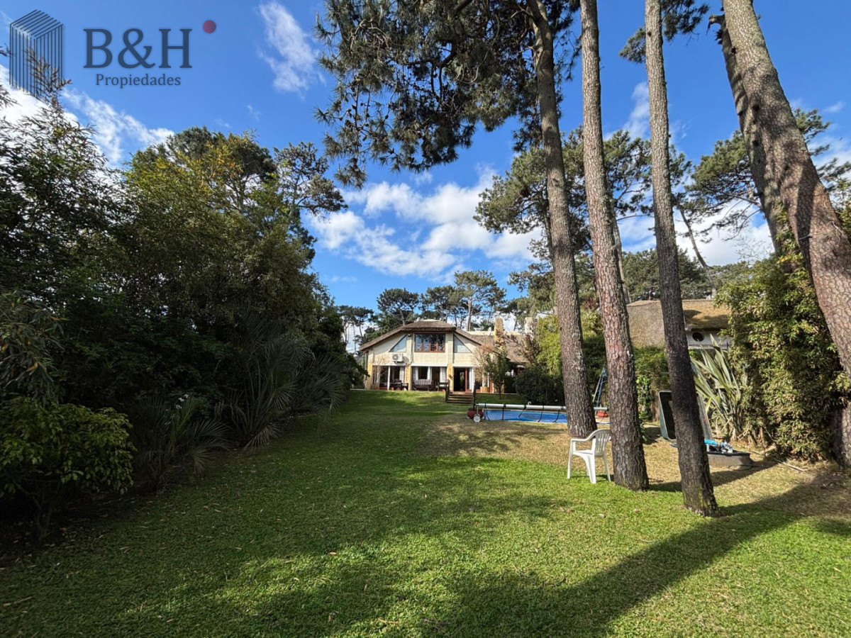 Casa ID.5716 - VENTA CASA EN PINARES PUNTA DEL ESTE