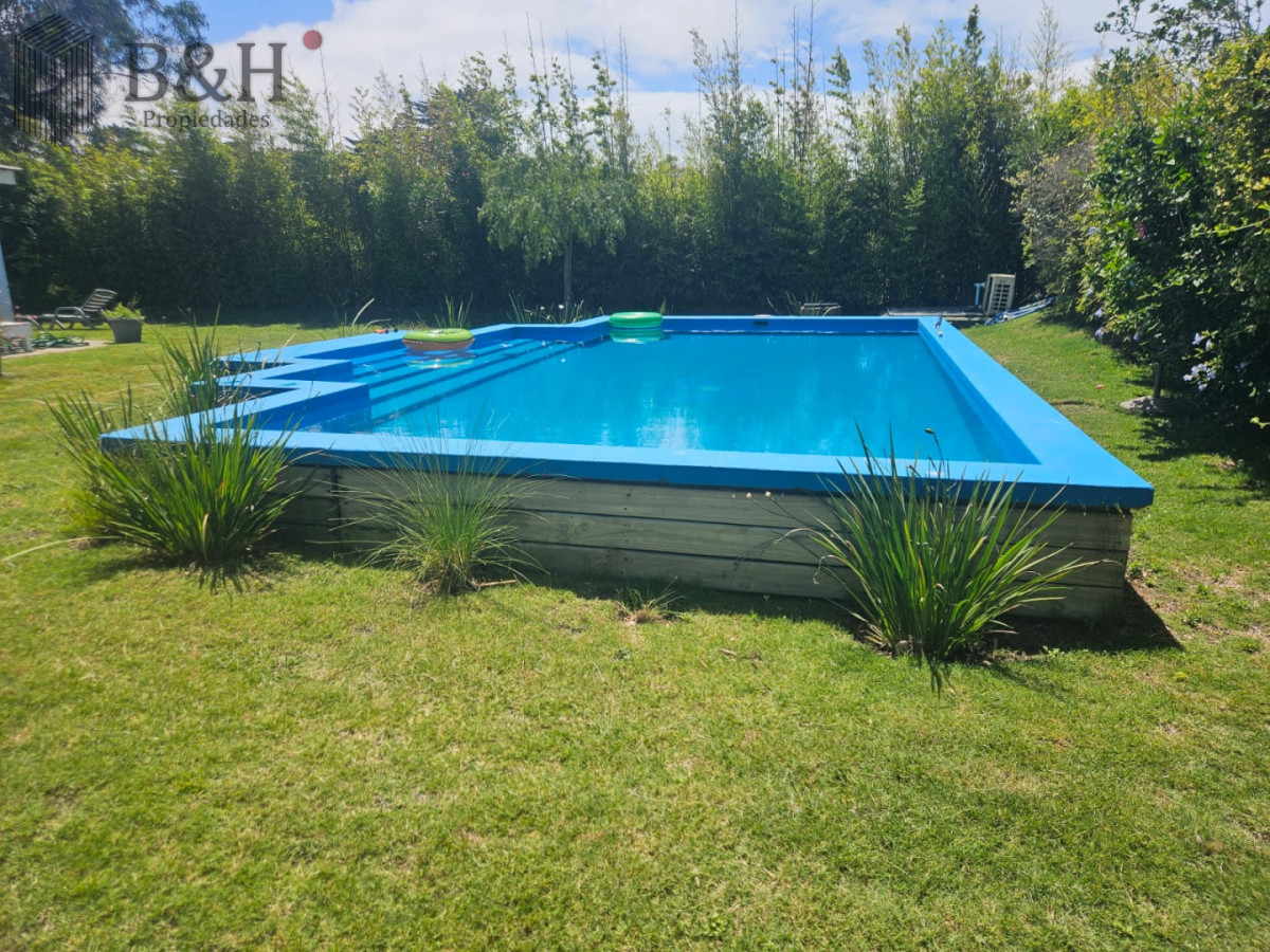 Casa ID.2881 - Casa en La Barra 3 dormitorios + Servicio, con Piscina climatizada