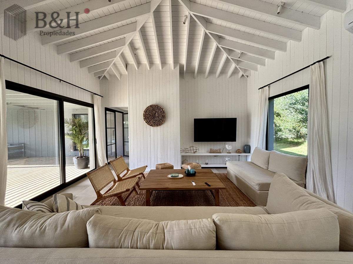 Casa ID.5813 - Casa de 5 dormitorios en alquiler temporal, José Ignacio
