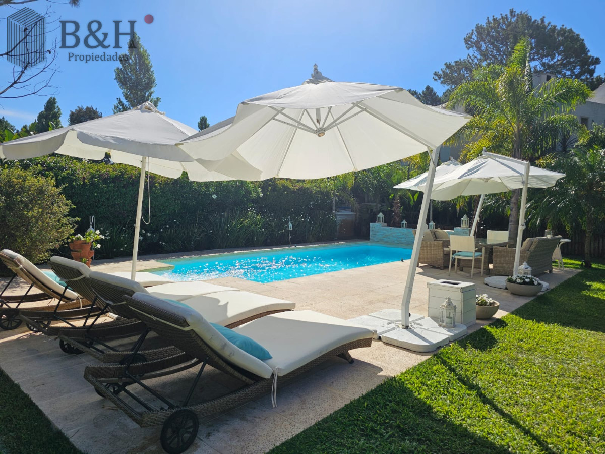Casa ID.10 - VENTA EXCELENTE CASA EN LA ARBOLADA BARRIO PRIVADO PUNTA DEL ESTE
