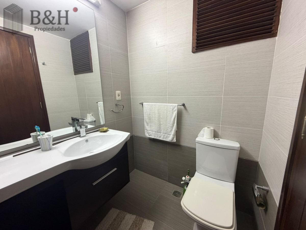 Casa ID.7833 - Casa Venta 5 Dormitorios Punta del Este 