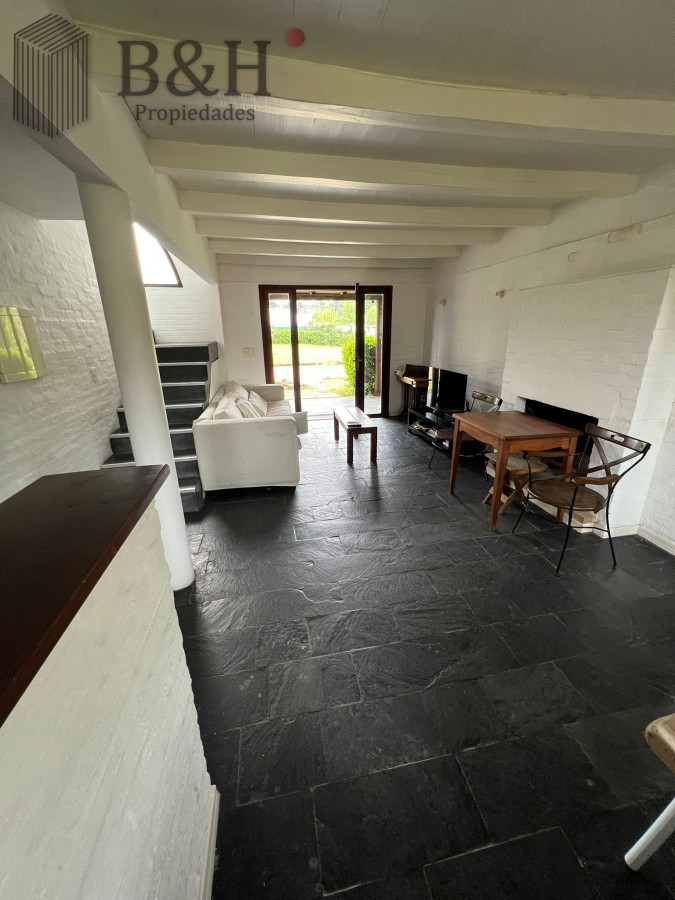 Casa ID.5091 - venta de casa en barrio privado dos dormitorios pinares 