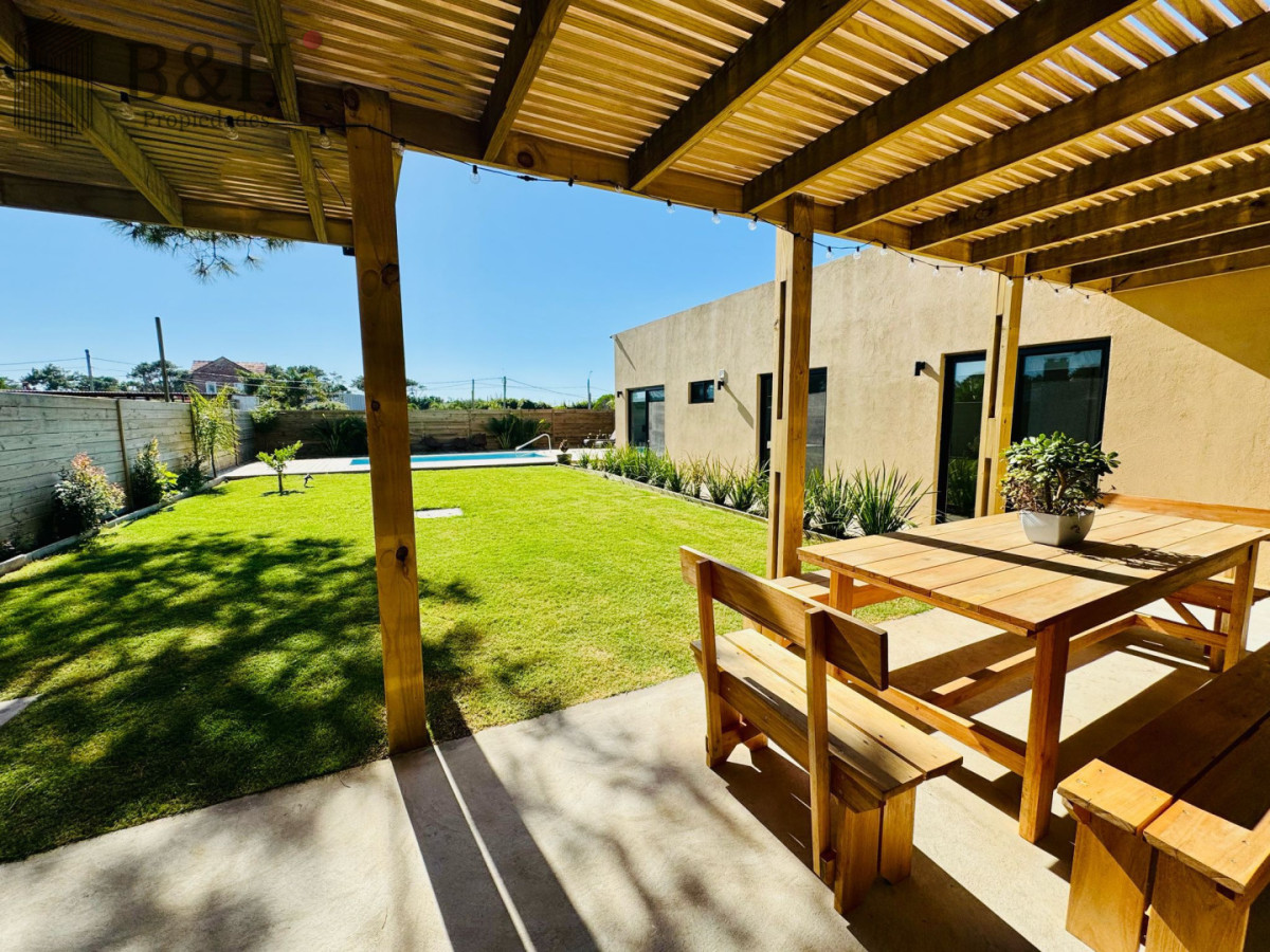 Casa ID.6965 - Casa Balneario en alquiler anual