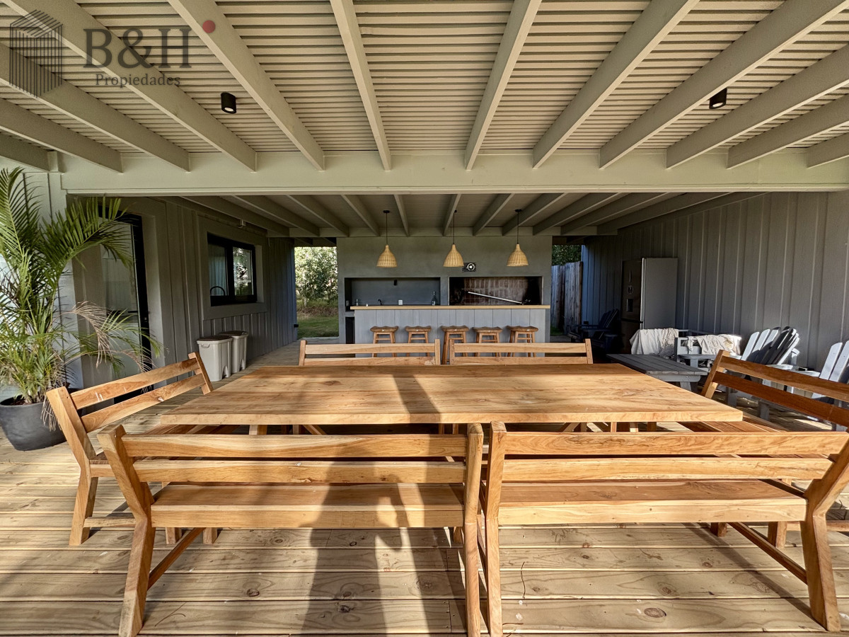 Casa ID.5813 - Casa de 5 dormitorios en alquiler temporal, José Ignacio