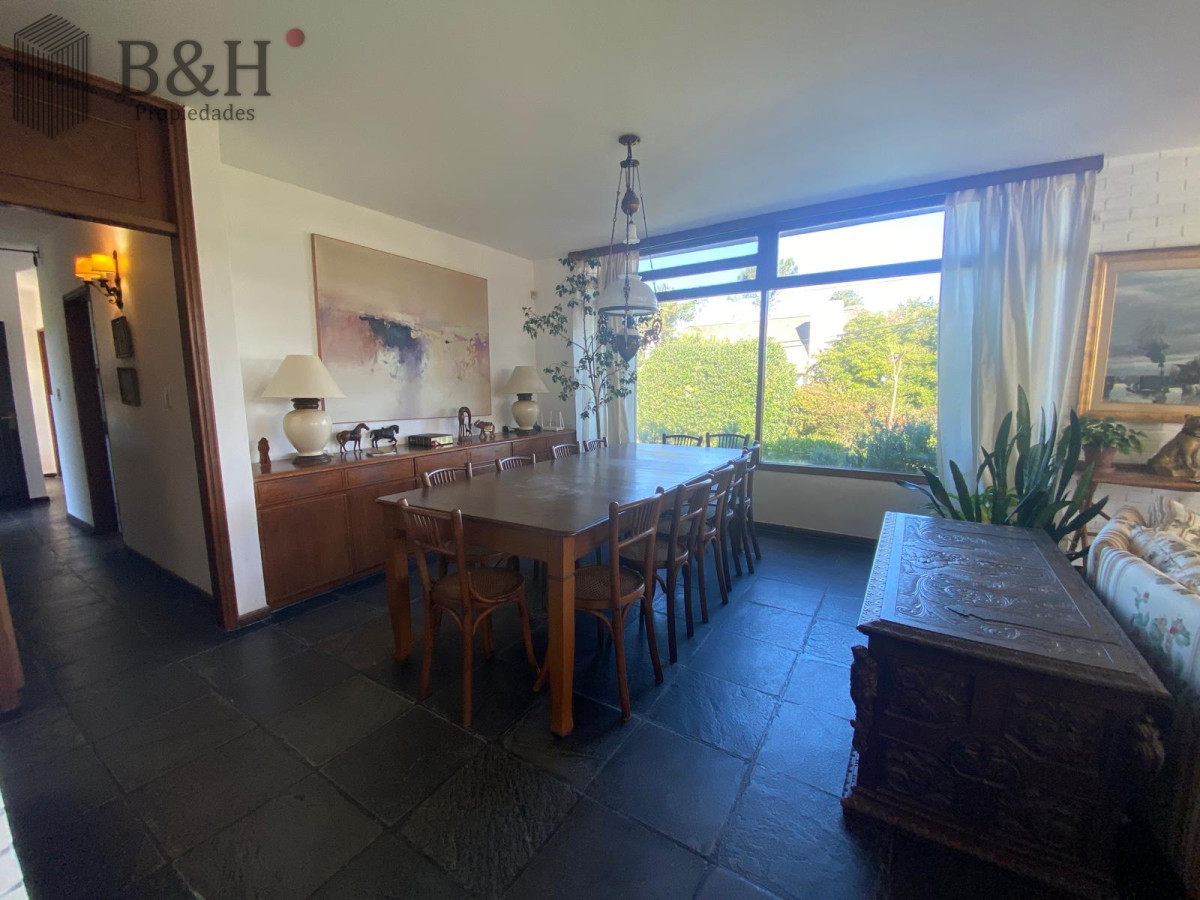 Casa ID.5024 - Casa de 3 dormitorios en Alquiler Anual - Punta del Este 