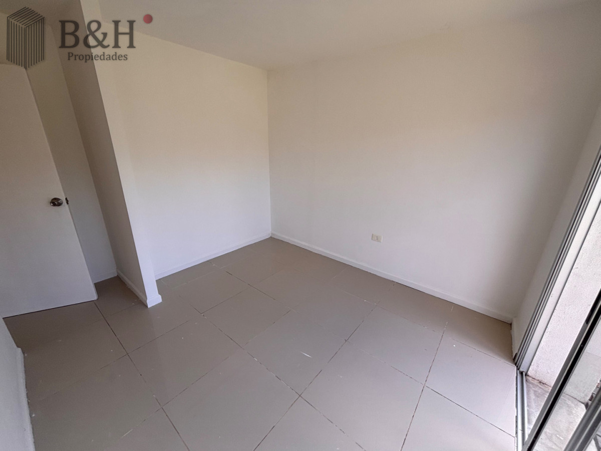 Casa ID.8115 - Casa en Pinares a pasos del mar