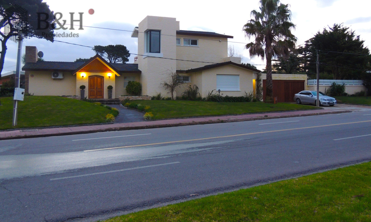 Casa ID.7284 - Hermosa casa en venta mansa 