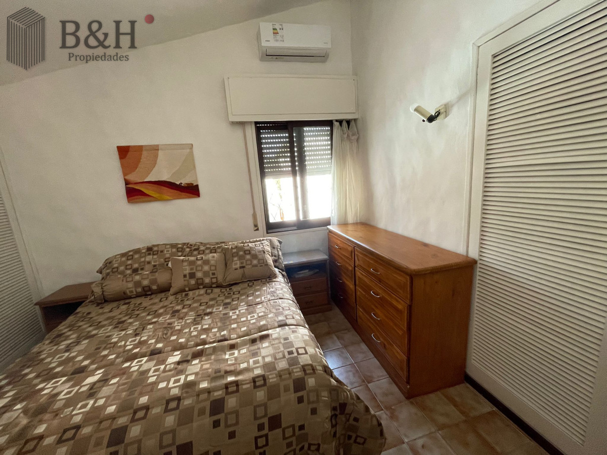 Casa ID.1493 - ALQUILER CASA DE 4 DORMITORIOS PUNTA DEL ESTE CON PISCINA CLIMATIZADA