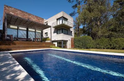 Casa de 4 dormitorio - Maldonado 