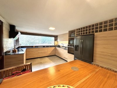 Casa en alquiler temporal Cantegril Punta del Este