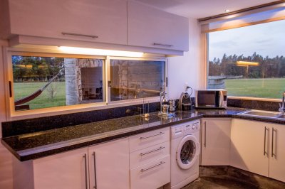 casa en el quijote , barrio privado en la barra venta y  alquiler temporada  - byh615h