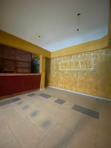 OPORTUNIDAD venta Dos locales subsuelo en plena Península !!!