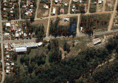 Terrenos para edificio o comercio sobre avenida en barrio en punto estrategico 