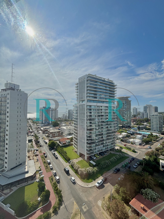 Apartamento ID.2380 - Venta apartamento completamente reciclado un dormitorio Punta del Este
