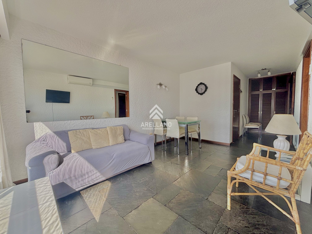 Apartamento ID.4655 - Reciclado! 1 dormitorio Punta del Este