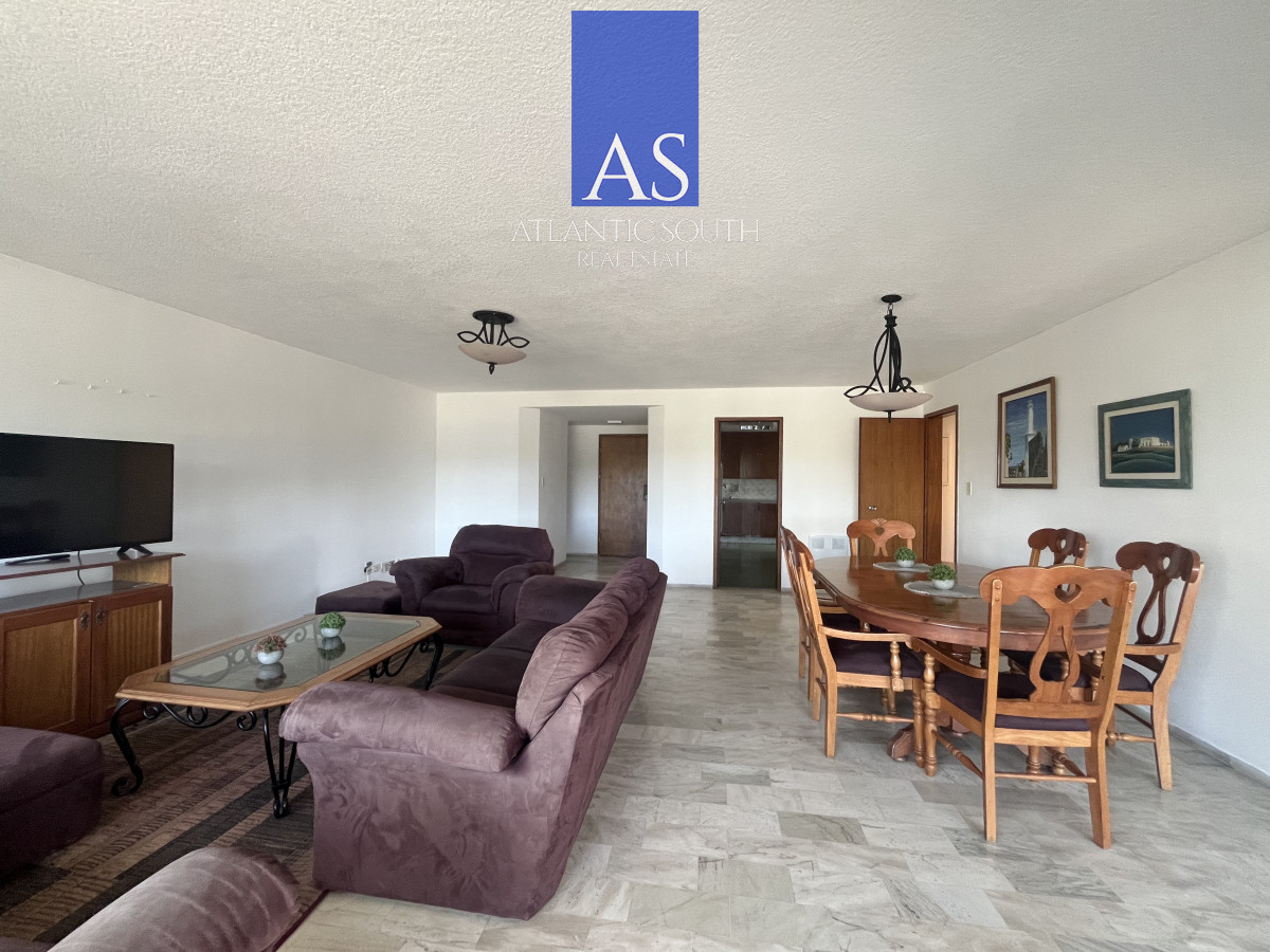 Apartamento ID.4190 - Oportunidad apartamento 3 Dormitorios mas dependencia en Roosevelt Center Servicios Punta del Este 
