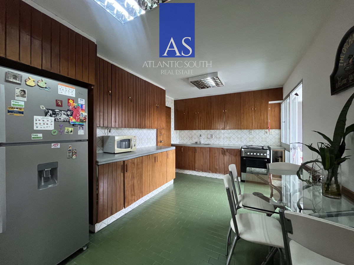 Apartamento ID.4190 - Oportunidad apartamento 3 Dormitorios mas dependencia en Roosevelt Center Servicios Punta del Este 