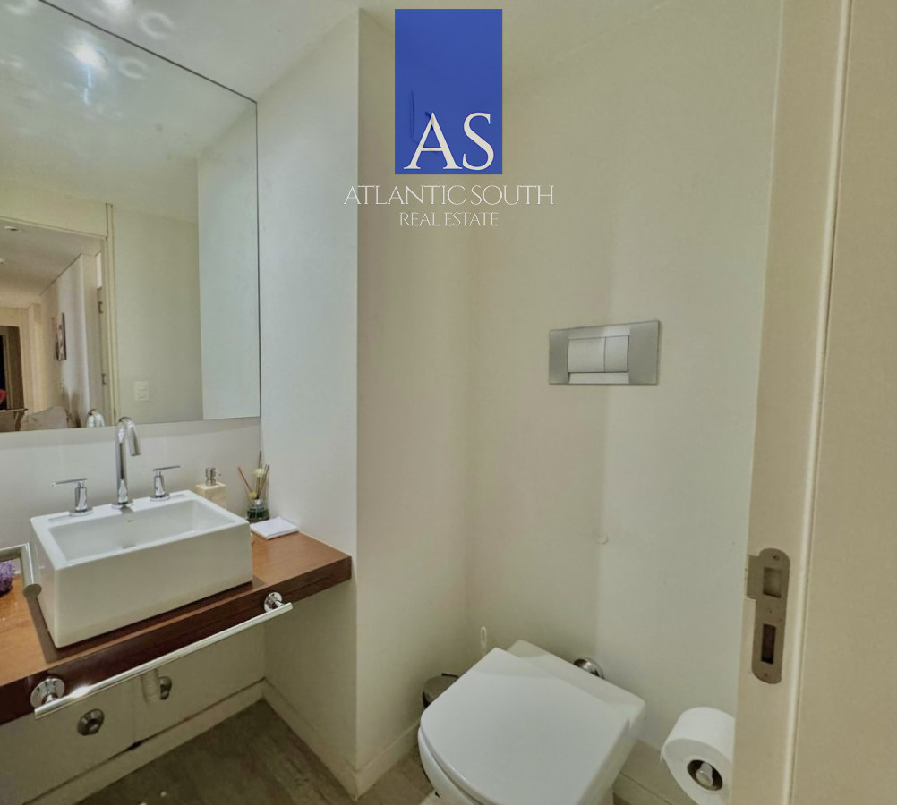 Apartamento ID.4404 - Apartamento 3 dormitorios con parrillero frente al mar Playa Mansa Pinares Punta del Este