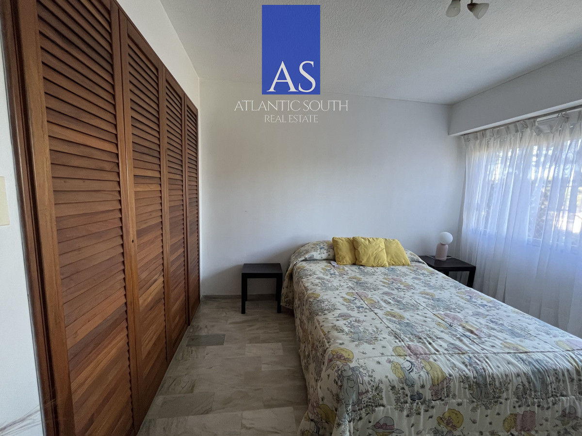 Apartamento ID.4190 - Oportunidad apartamento 3 Dormitorios mas dependencia en Roosevelt Center Servicios Punta del Este 