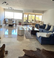 Apartamento en venta 3 Dormitorio mas Dependencia Roosevelt Center Punta del Este Maldonado