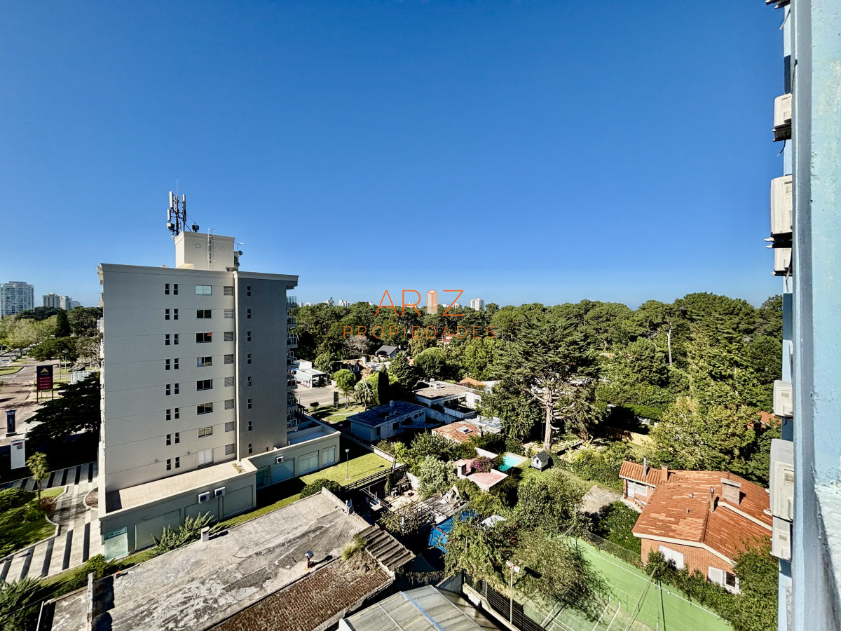 Apartamento ID.2394 - Venta Apartamento, 2 dormitorios, Roosevelt Punta del Este PISO ALTO