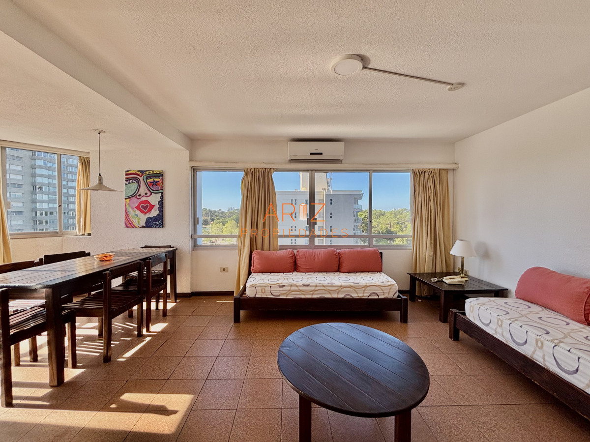 Apartamento ID.2394 - Venta Apartamento, 2 dormitorios, Roosevelt Punta del Este PISO ALTO
