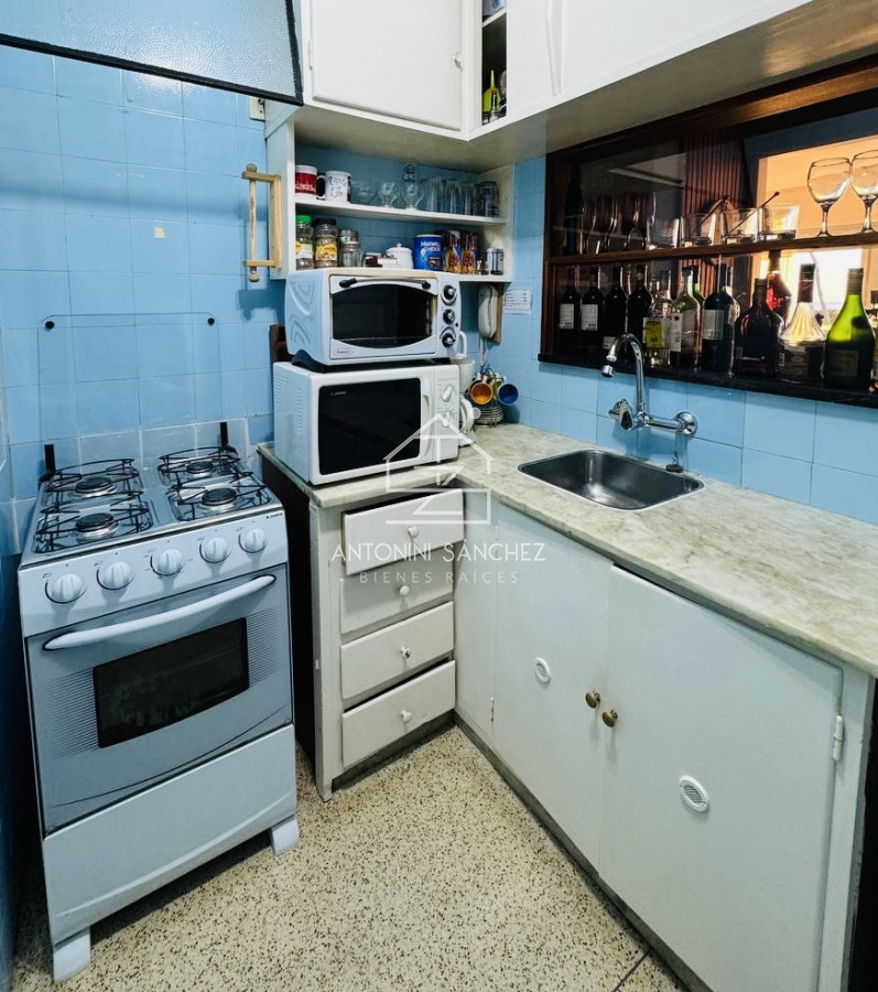 Apartamento ID.1943 - Apartamento venta 1 dormitorio Playa Mansa con vista directa al mar