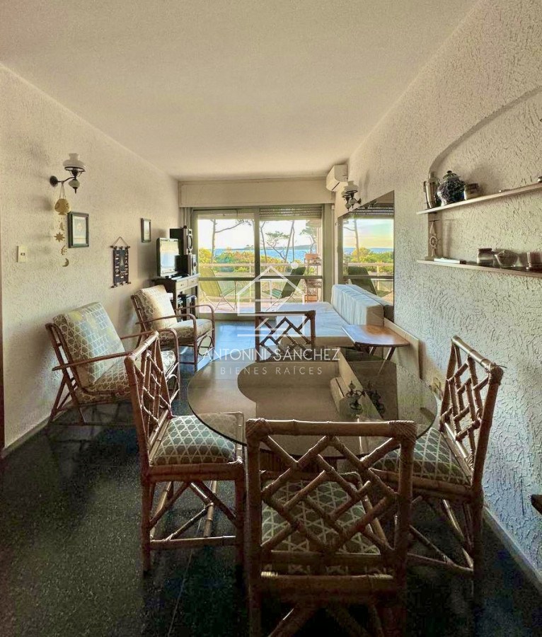 Apartamento ID.1943 - Apartamento venta 1 dormitorio Playa Mansa con vista directa al mar