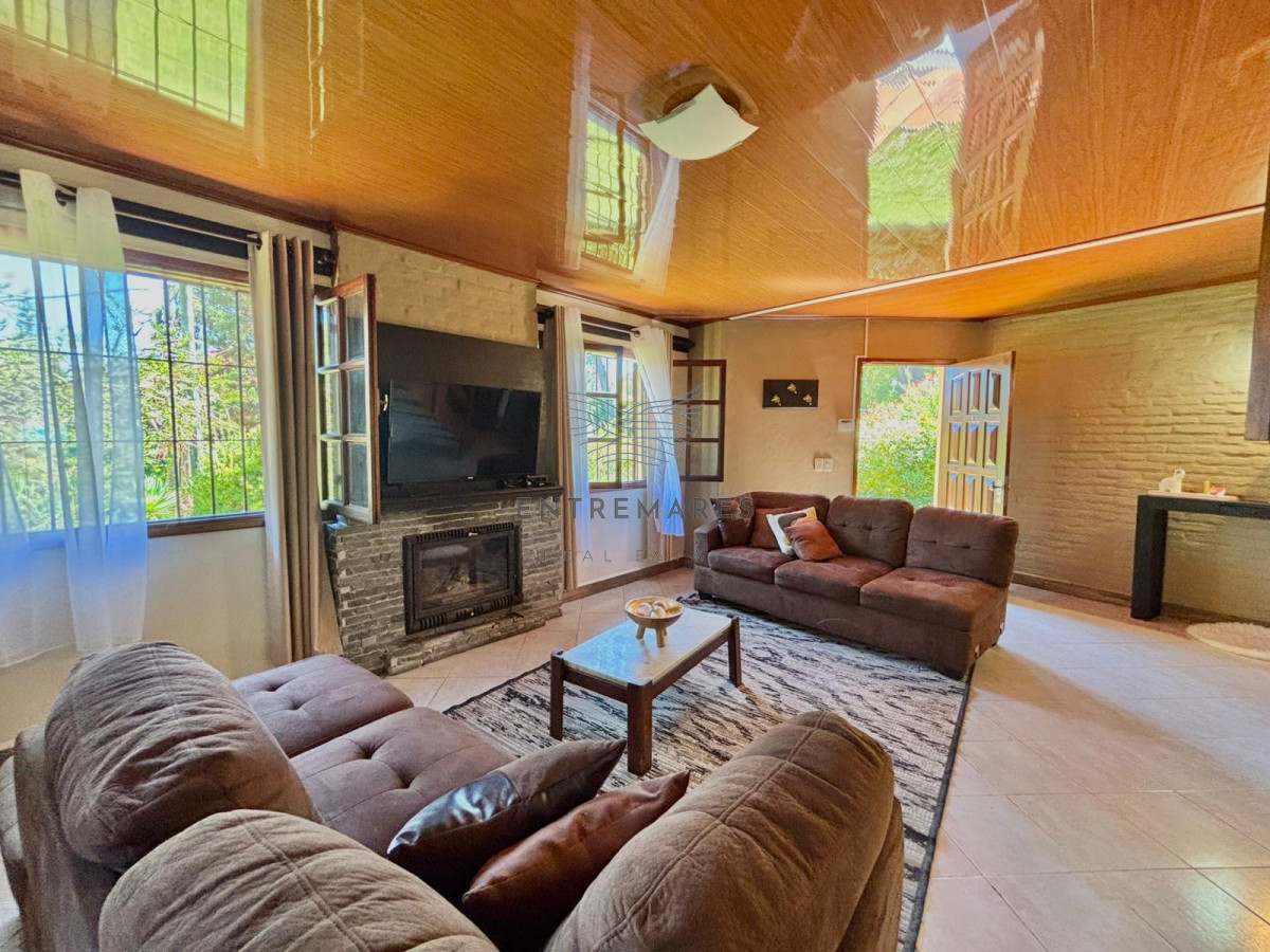 Casa ID.121 - Venta Casa en venta 3 dormitorios Pinares, Punta del Este