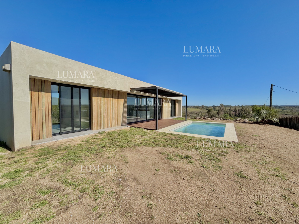 Casa ID.2779 - Venta Casa Barrio Privado Chacra Maldonado 