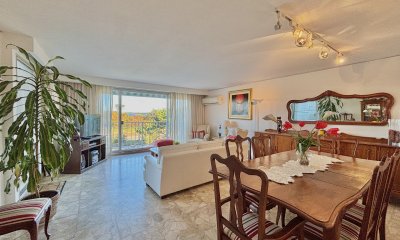 Apartamento en Punta del Este, Mansa