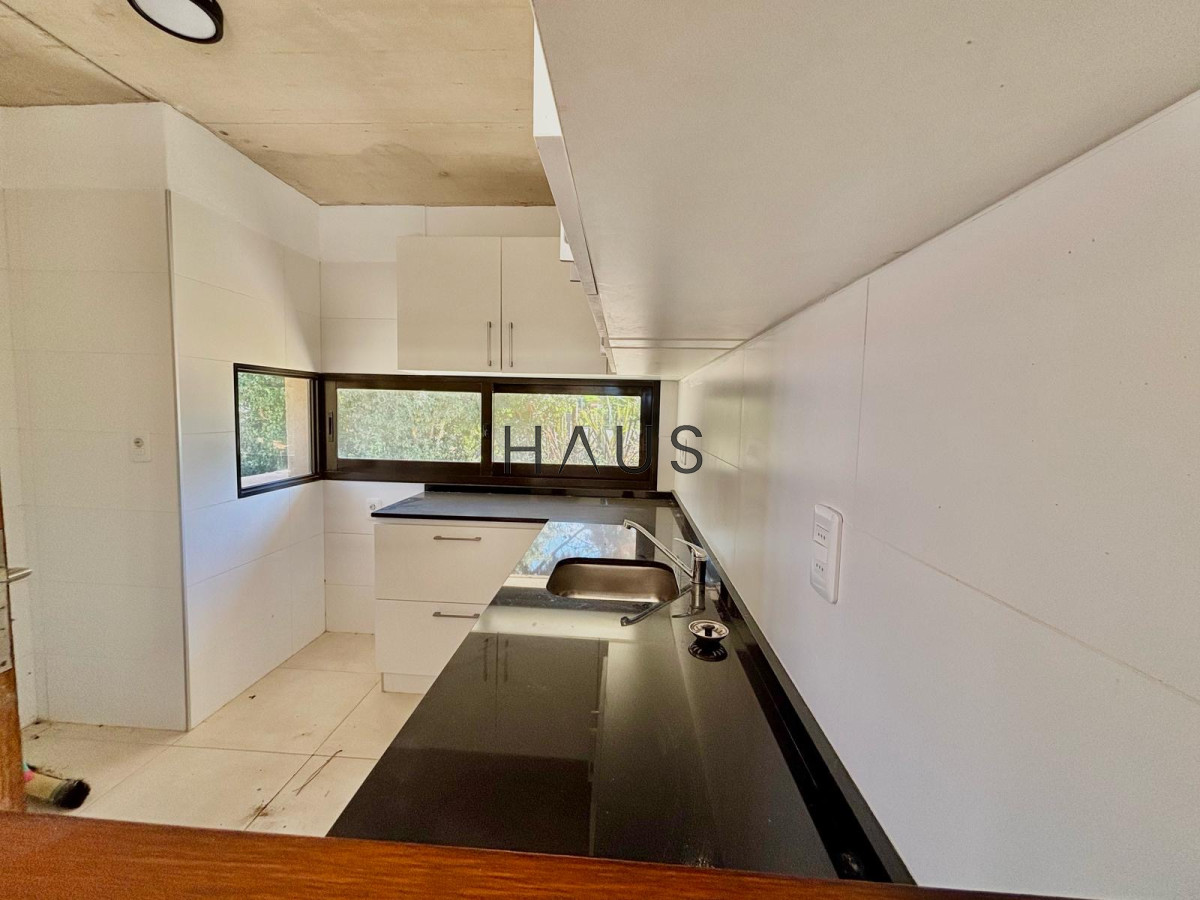 Casa ID.130 - Venta casa 3 dormitorios en Pinares Punta del Este