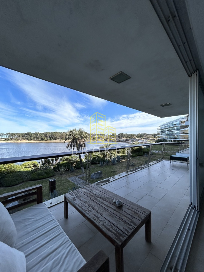 Apartamento ID.517/Venta_de_espectacular_apartamento_de_3_dorm._en_La_Barra_con_vista_única - Venta de espectacular apartamento de 3 dorm. en La Barra con vista única. . Punta del Este, Uruguay.