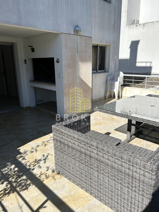 Apartamento ID.696/Apartamento_4_dormitorios_en_Playa_Brava_Rincon_del_Indio - Apartamento 4 dormitorios en Playa Brava Rincon del Indio. Punta del Este, Uruguay.