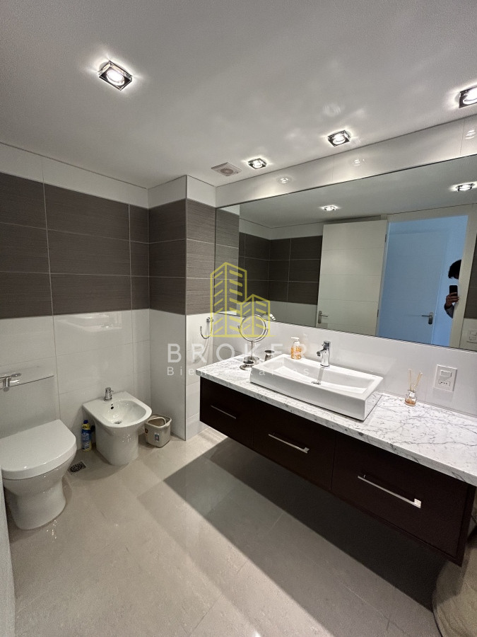 Apartamento ID.712/Alquiler_de_lujoso_apartamento_en_la_mejor_zona_de_Punta_del_Este._Uruguay - Alquiler de lujoso apartamento en la mejor zona de Punta del Este. Uruguay