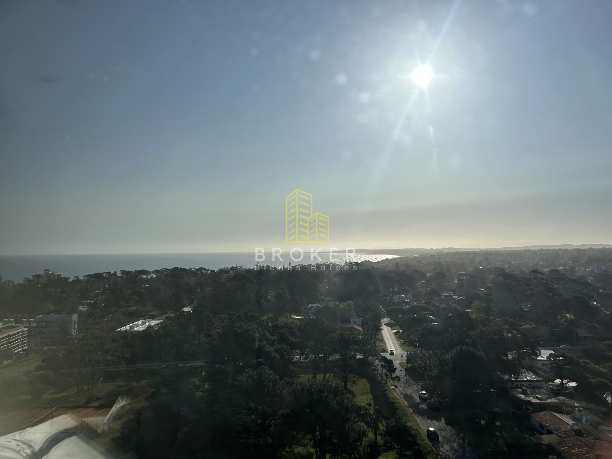 Apartamento ID.1752/Venta_de_apartamento_en_Roosevelt_piso_alto_2_dormitorios_con_una_vista_espectacular._Punta_del_Este._Uruguay - Venta de apartamento en Roosevelt piso alto 2 dormitorios con una vista espectacular. Punta del Este. Uruguay