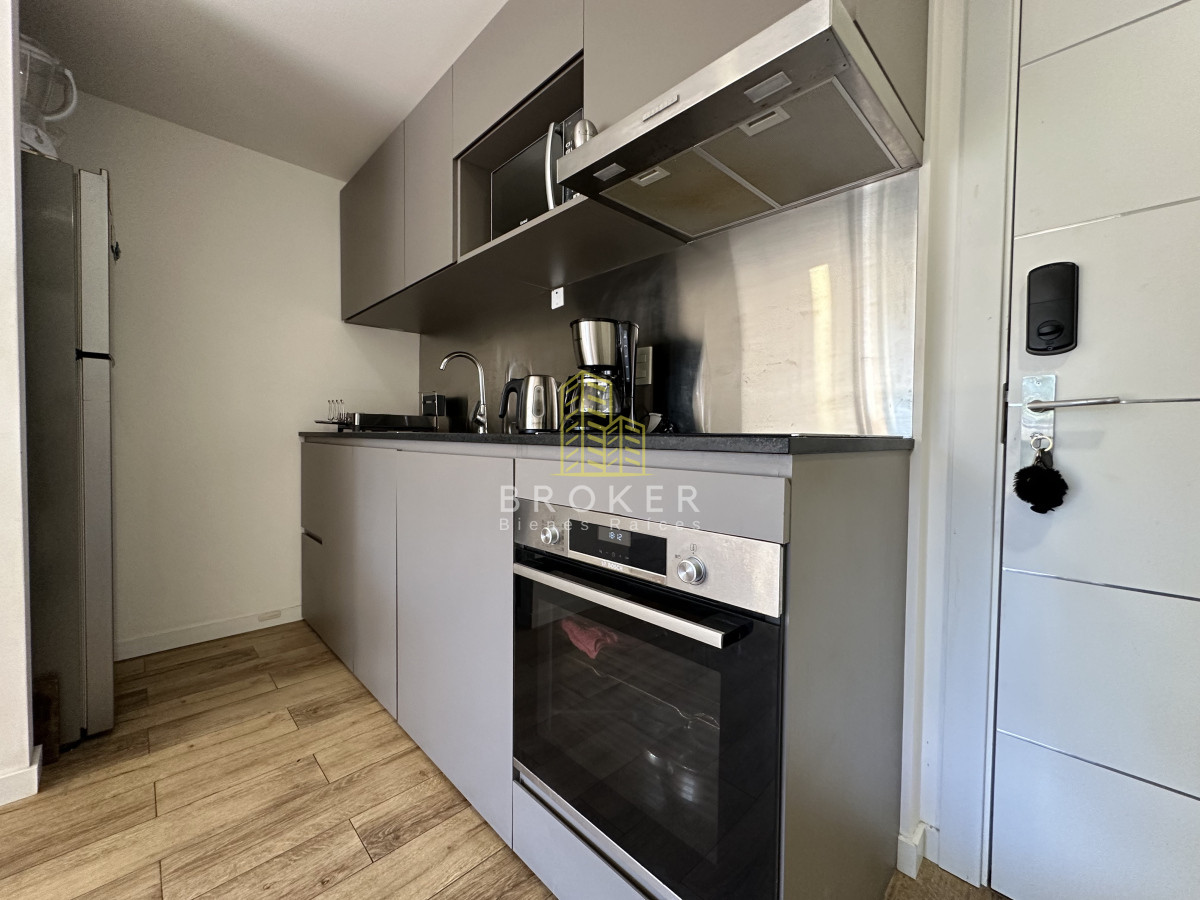 Apartamento ID.2459/OPORTUNIDAD_EN_PIRMERA_LINEA_MANSA_APARTAMENTO_DE_2_DORMITORIOS - OPORTUNIDAD EN PIRMERA LINEA MANSA APARTAMENTO DE 2 DORMITORIOS