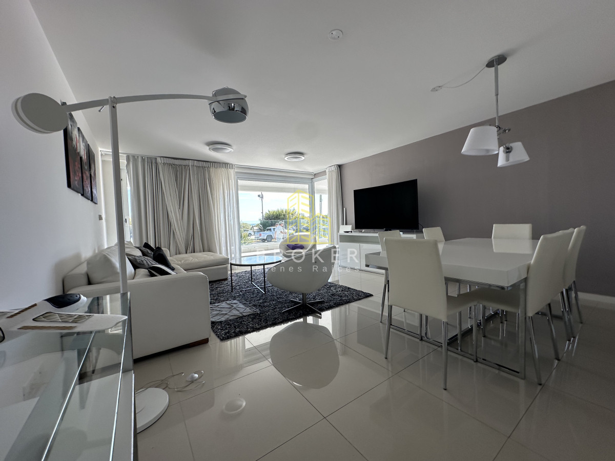 Apartamento ID.2298/OPORTUNIDAD_EN_PRIMERA_LINEA_MANSA_A_SOLO_419.000USD,_3_DORMITORIOS_Y_DEPENDENCIA. - OPORTUNIDAD EN PRIMERA LINEA MANSA A SOLO 419.000USD, 3 DORMITORIOS Y DEPENDENCIA.