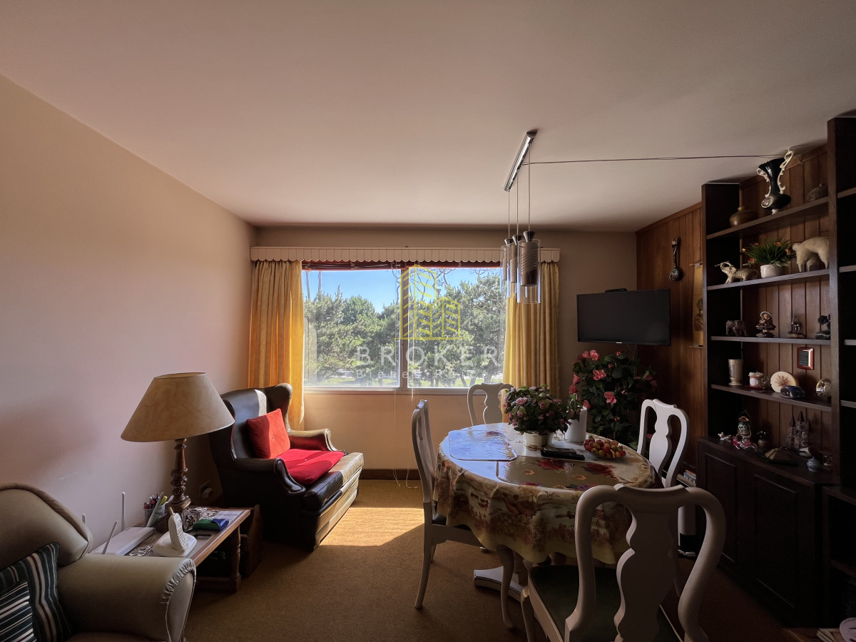 Apartamento ID.2150/Apartamento_en_Venta_1_dormitorio_y_medio_en_la_Mansa_con_Cochera_y_Baulera_Punta_del_este_Maldonado - Apartamento en Venta 1 dormitorio y medio en la Mansa con Cochera y Baulera Punta del este Maldonado