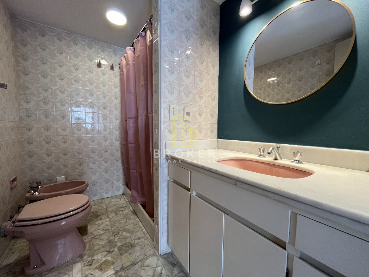 Apartamento ID.2093/Venta_Apartamento_de_3_dormitorios_en_Peninsula_cerca_al_Puerto_Punta_del_Este_Maldonado - Venta Apartamento de 3 dormitorios en Peninsula cerca al Puerto Punta del Este Maldonado